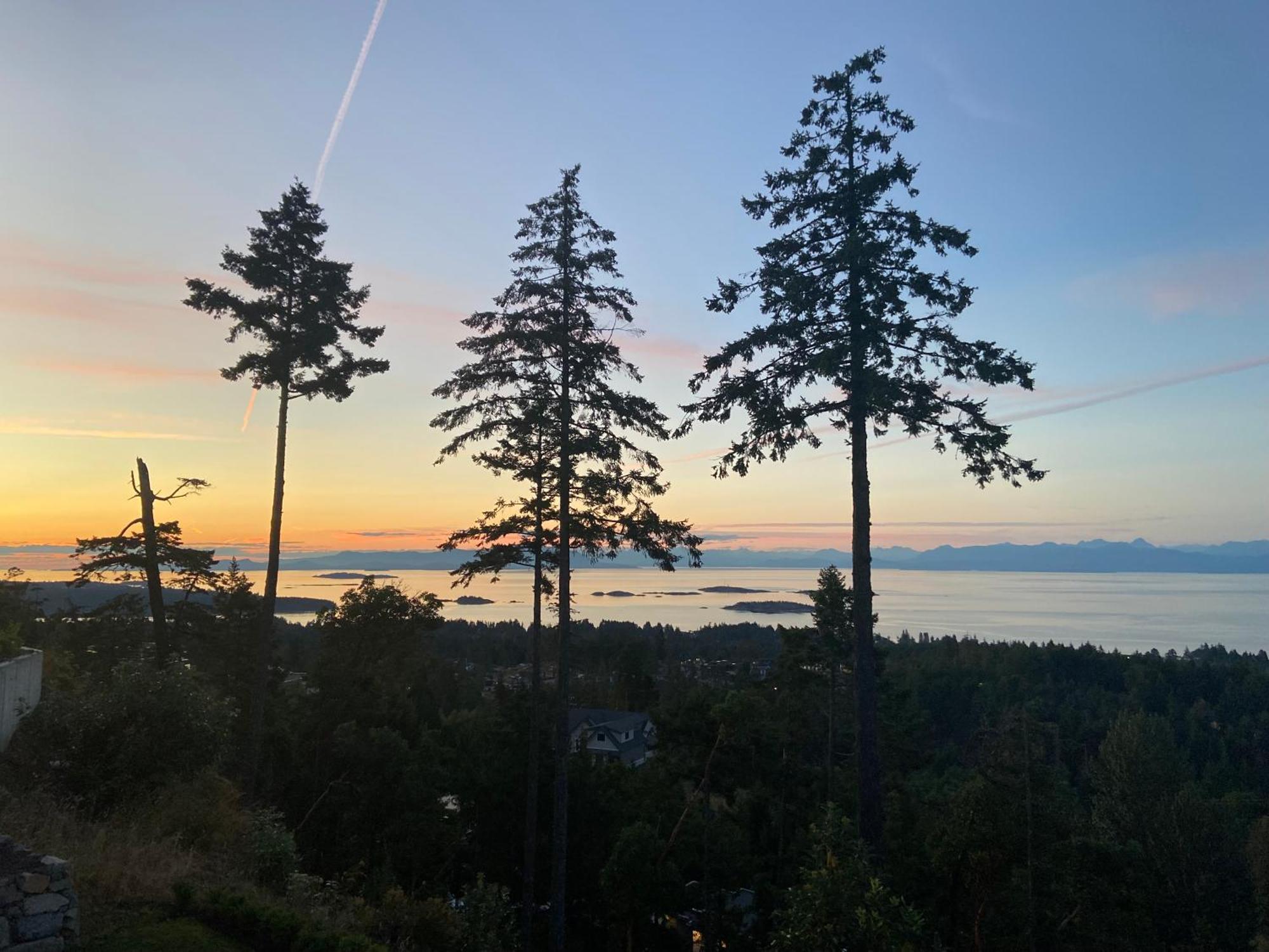 Winchelsea Views Hotel Lantzville Buitenkant foto